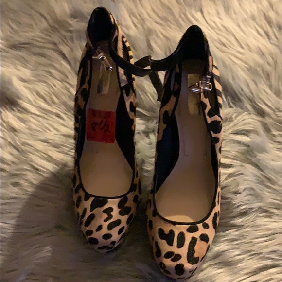 Jessica Simpson heels - Picture 2 of 2